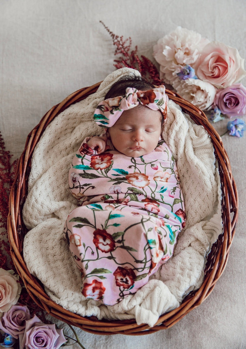 Snuggle Hunny | Pansy Heart Swaddle & Topknot Set - Unboxed