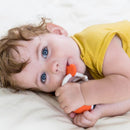 MOMBELLA | CLOWNFISH SOOTHING TEETHER TOY