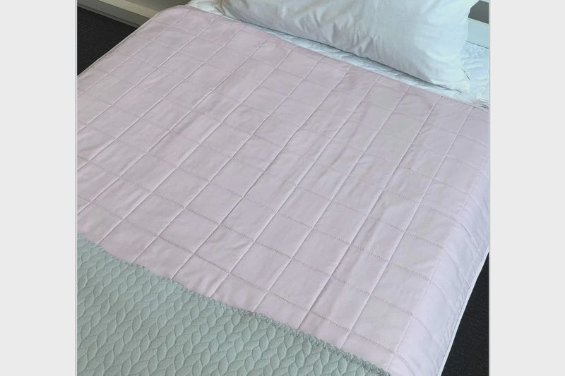 Brolly Sheets: Bed Pad - Dusty Rose