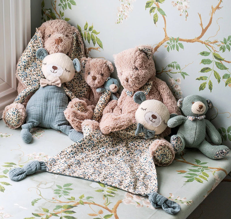 Lily & George | Bailee Plush Bunny Comforter