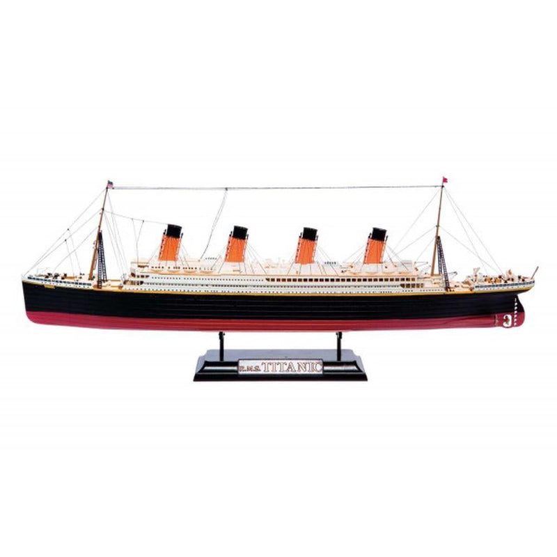 Airfix R.M.S Titanic Gift Set 1:700