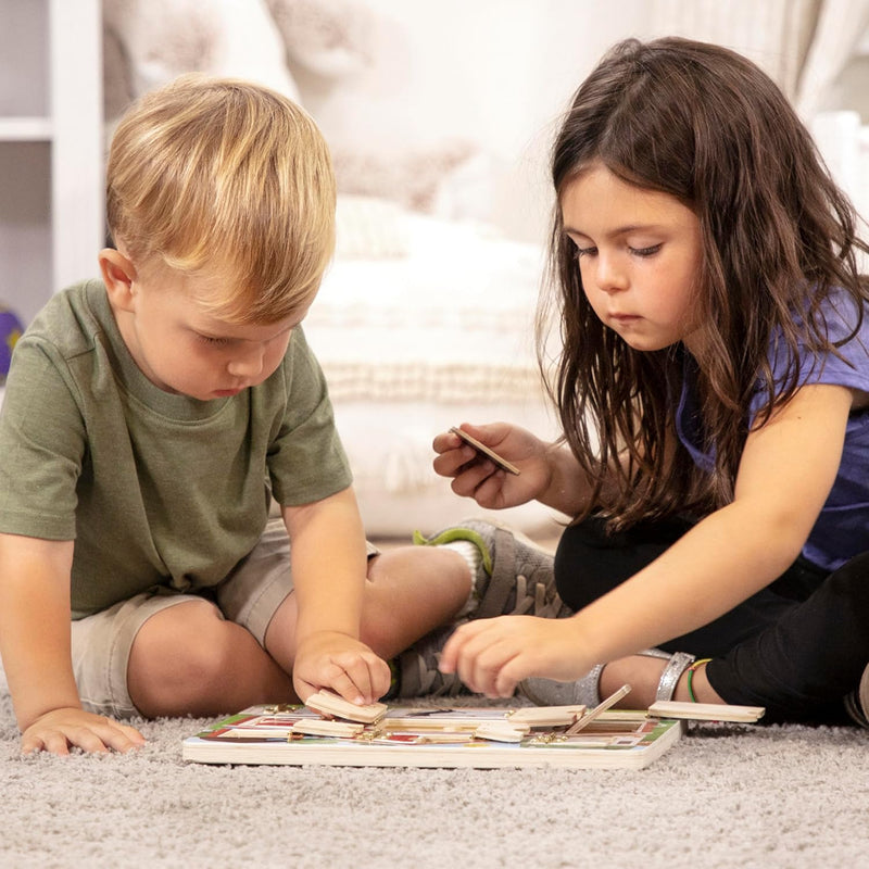 Melissa & Doug  - Magnetic Farm Hide & Seek