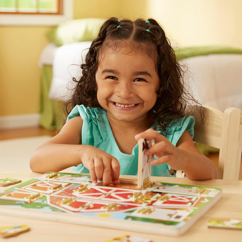 Melissa & Doug  - Magnetic Farm Hide & Seek
