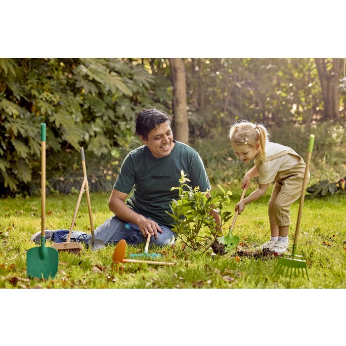 Hape | Yard Broom