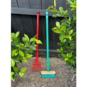 Kids Insect Rake - Assorted