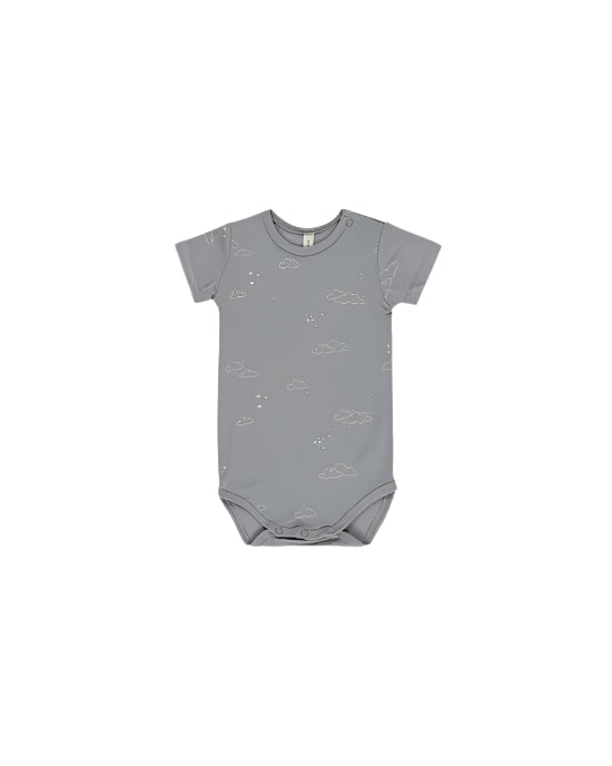 Quincy Mae | Bamboo Short Sleeve Bodysuit || Clouds