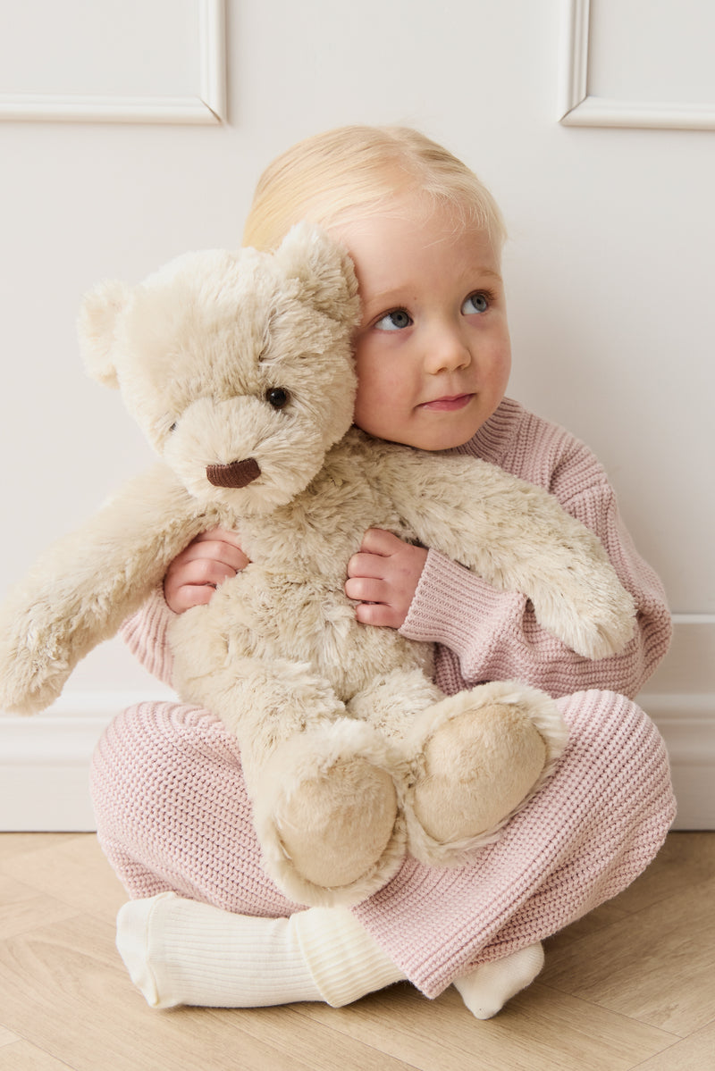 Snuggle Bunnies | Theo The Bear