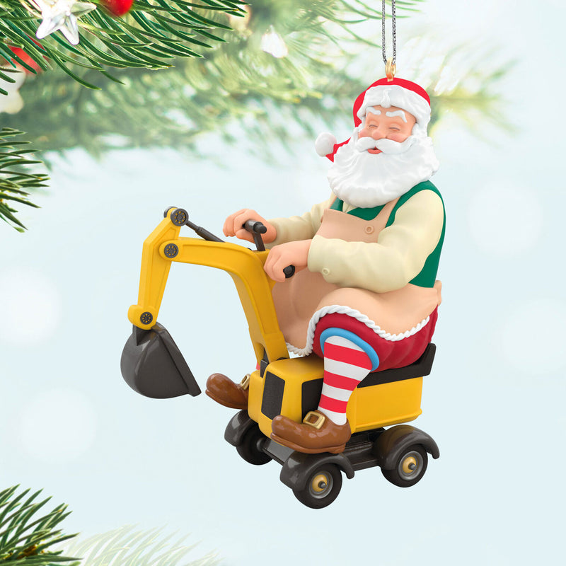 Hallmark 2024 | Toymaker Santa Ornament