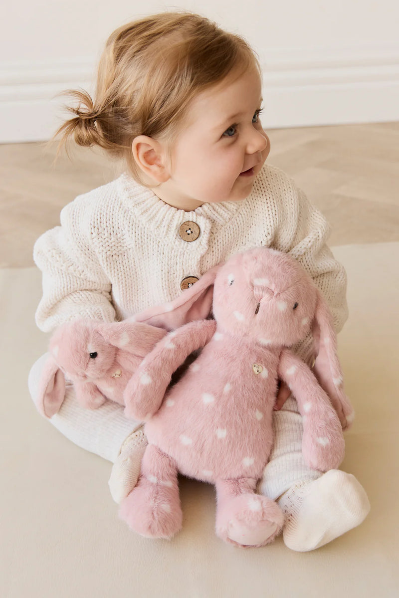 Snuggle Bunnies | Penelope the Bunny
