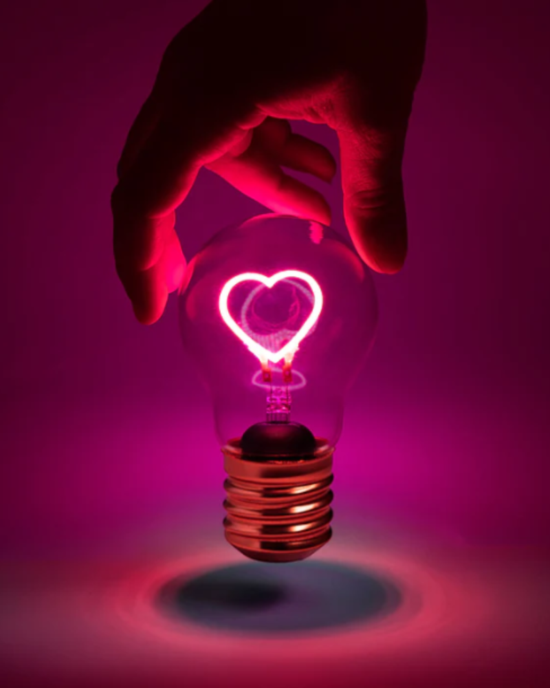 Stellar Haus LED Filament Lightbulb Night Light- Heart
