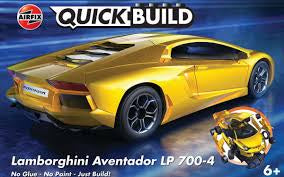 AIRFIX - QUICKBUILD Lamborghini Aventador - Yellow