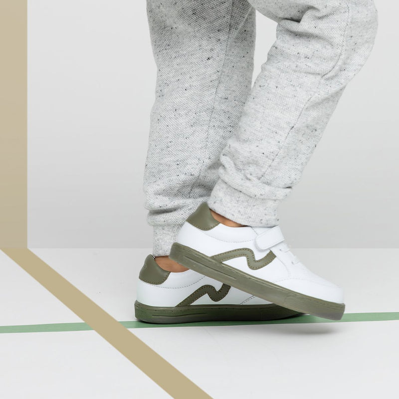 Pretty Brave | XO Trainer - White/Khaki