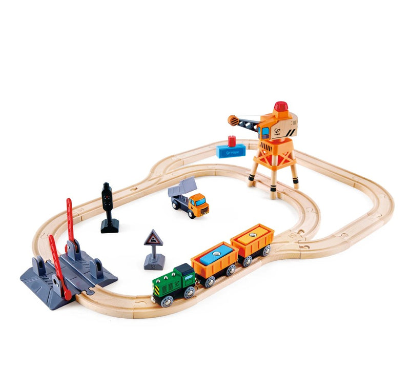 Hape | Crossing & Crane Set