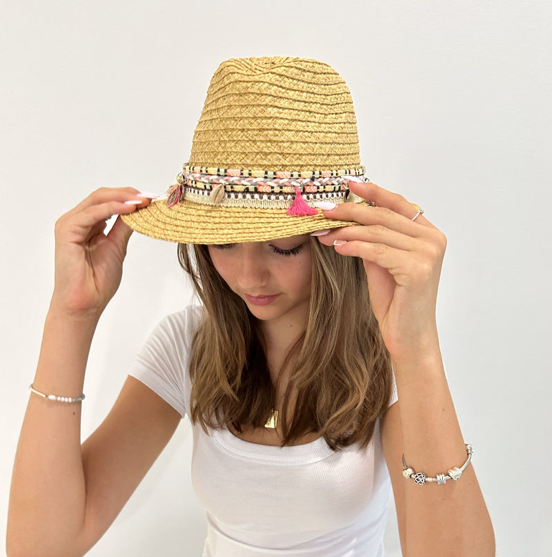 Sundaise | Girls India Panama Shell & Tassle Hat