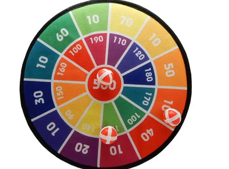 DART BOARD WITH VELCRO BALLS